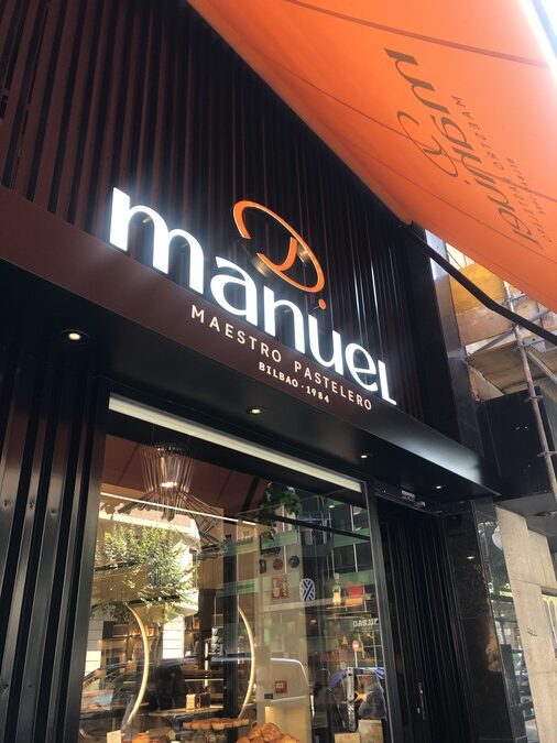 pasteleria don Manuel Bilbao fachada