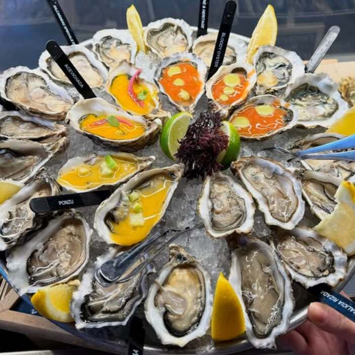 Ostras de todos los colores en El Puertito de Bilbao