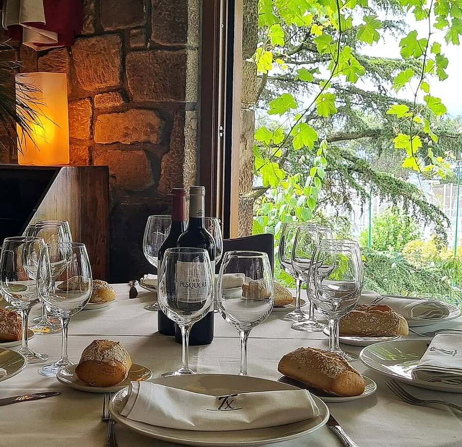 mesa de comedor de El txakoli