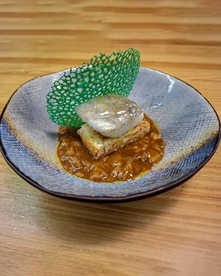Pintxos en Bilbao: bacalao de Lurrina